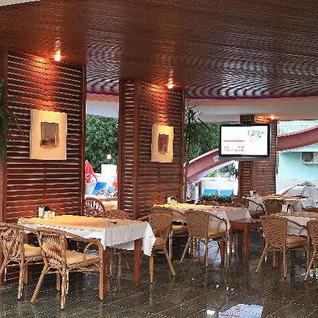 Candan Hotel