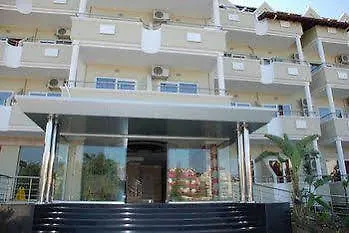 Candan Hotel 4*