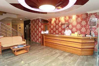 Candan Hotel 4*