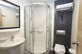 Candan Hotel 4*